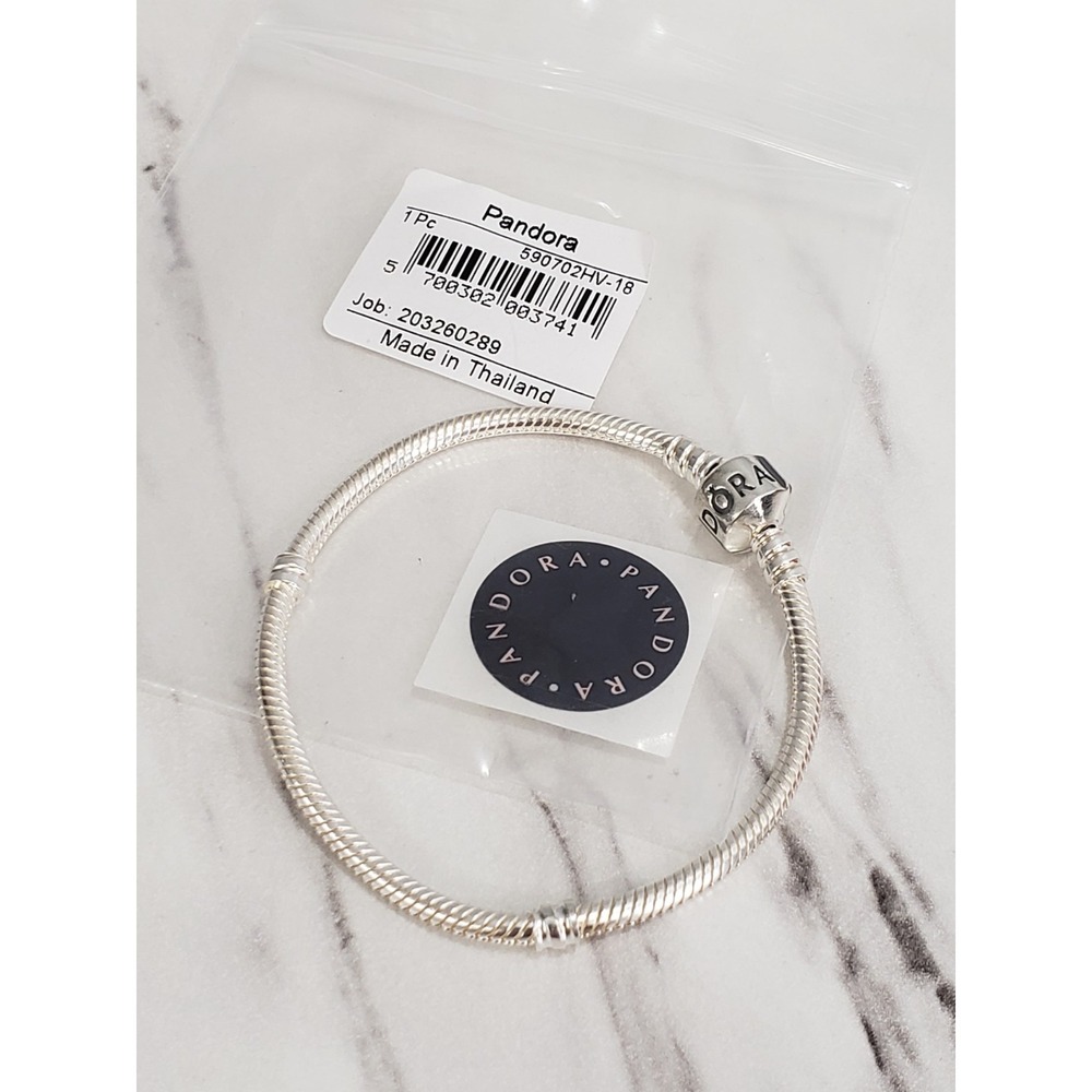 NEW NEVER WORN Pandora Moments Sterling Silver Charm Bracelet 18CM 7‎ INCH